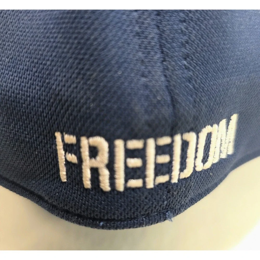 Under Armour Freedom Hat‎ Blitzing M/L Blue Classic Fit Cap USA LIMITED USE